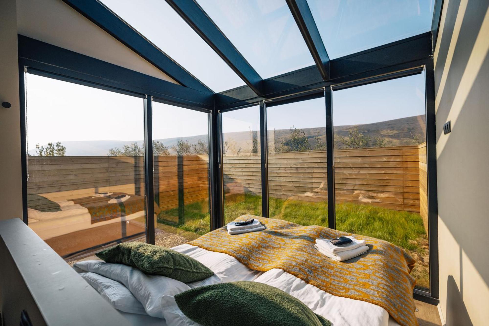 Glass Roof Lodge With Private Hot Tub Reykholt  Exterior foto