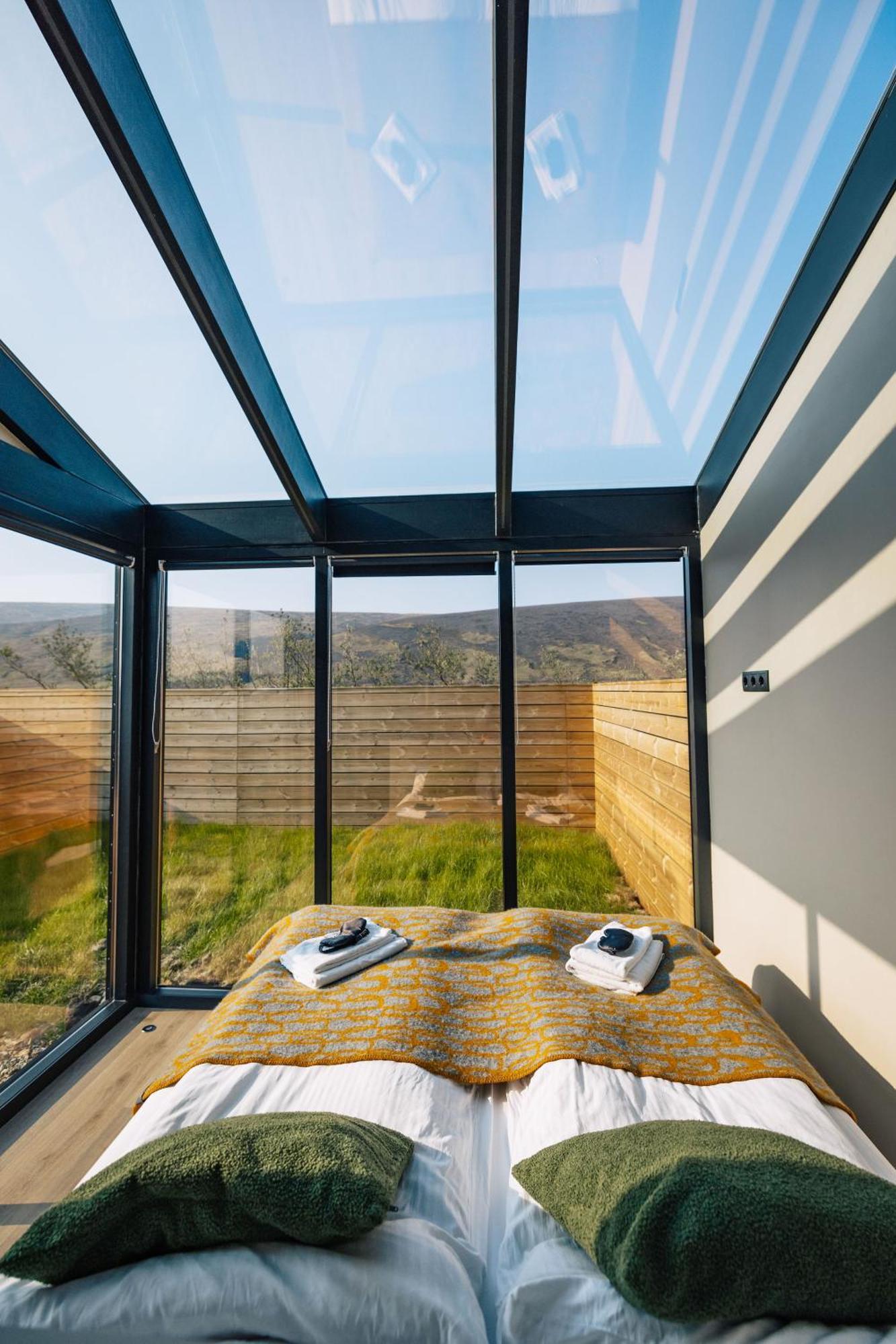 Glass Roof Lodge With Private Hot Tub Reykholt  Exterior foto